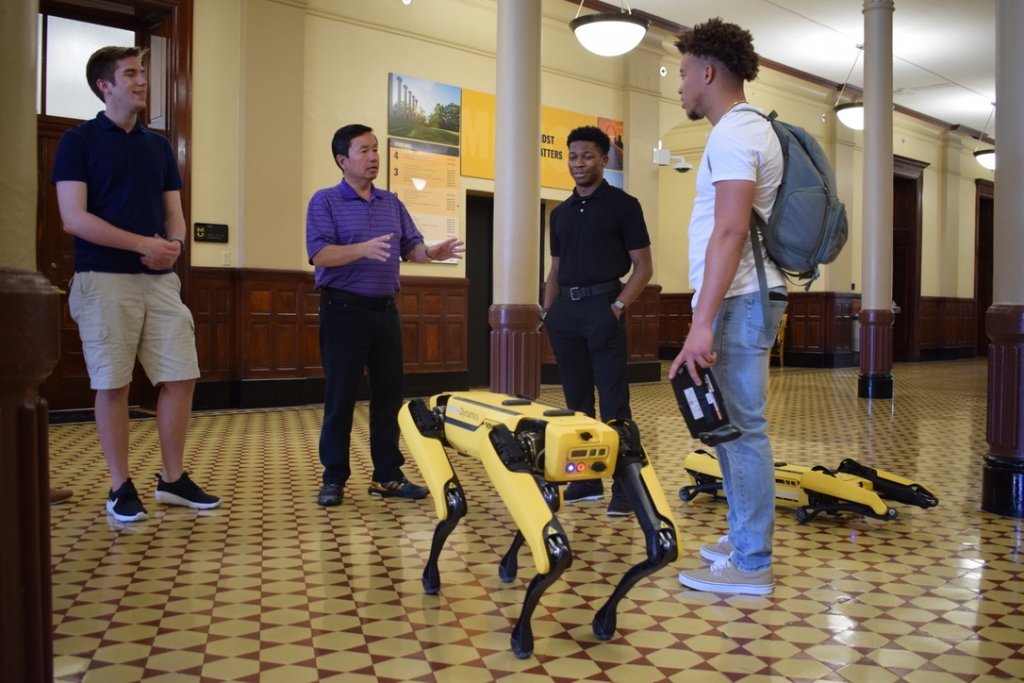 Spot with President Choi and students